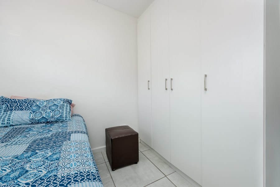 2 Bedroom Property for Sale in Aan de Wijnlanden Western Cape